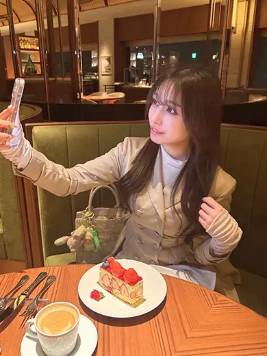 花里アカリ 風俗